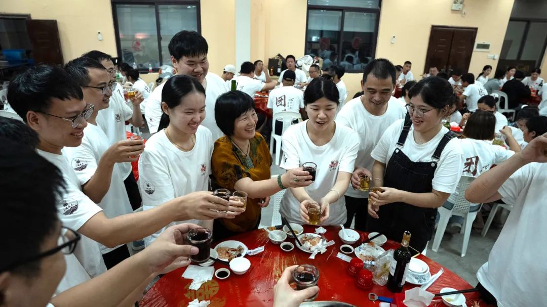 a6b9aa6931897cfed2aa60e13d18b3e4.jpg a6b9aa6931897cfed2aa60e13d18b3e4.jpg